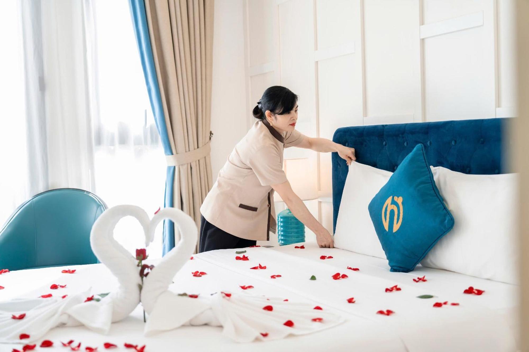 Minasi Hanoioi Lakeside Hotel Luaran gambar