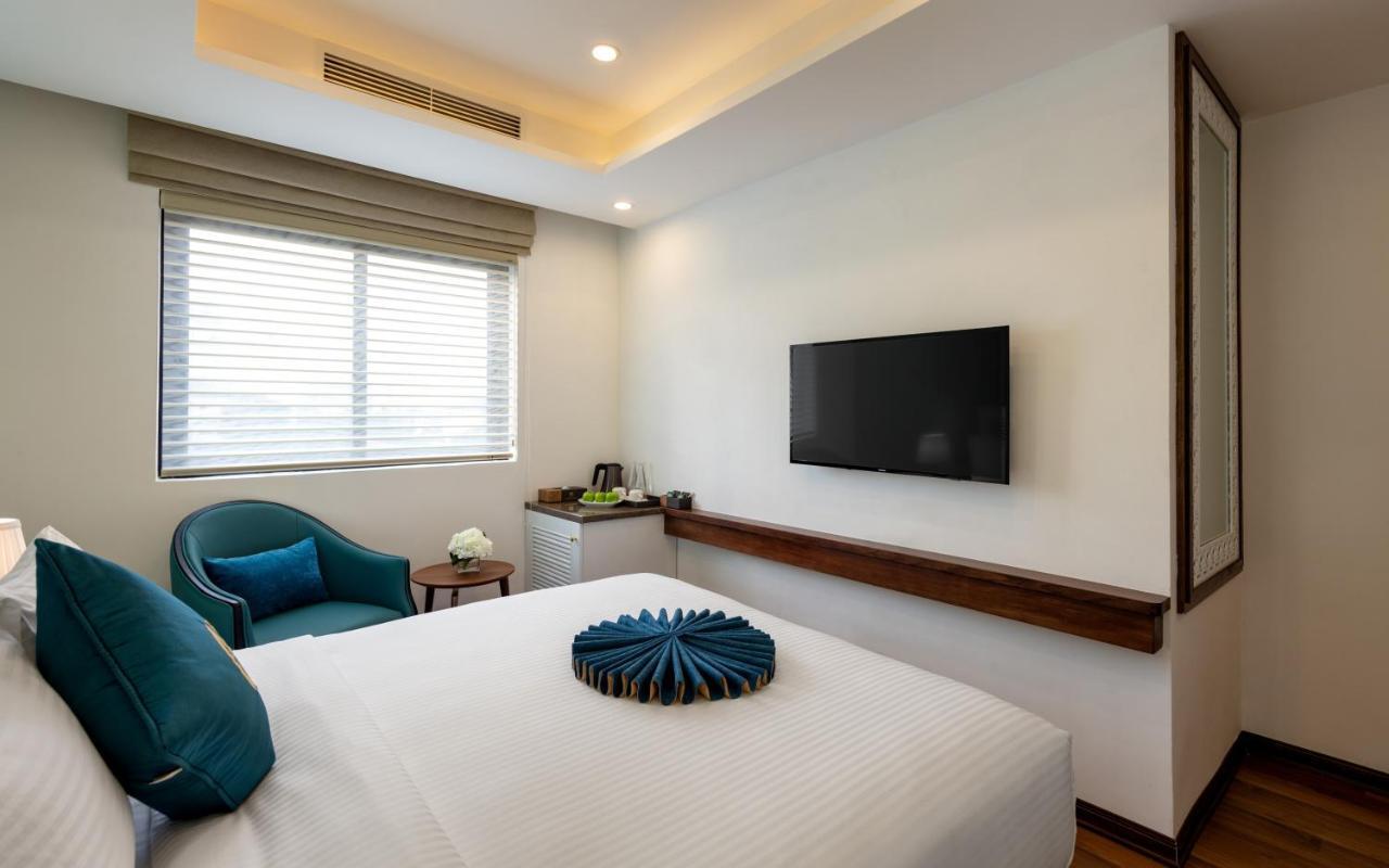 Minasi Hanoioi Lakeside Hotel Luaran gambar